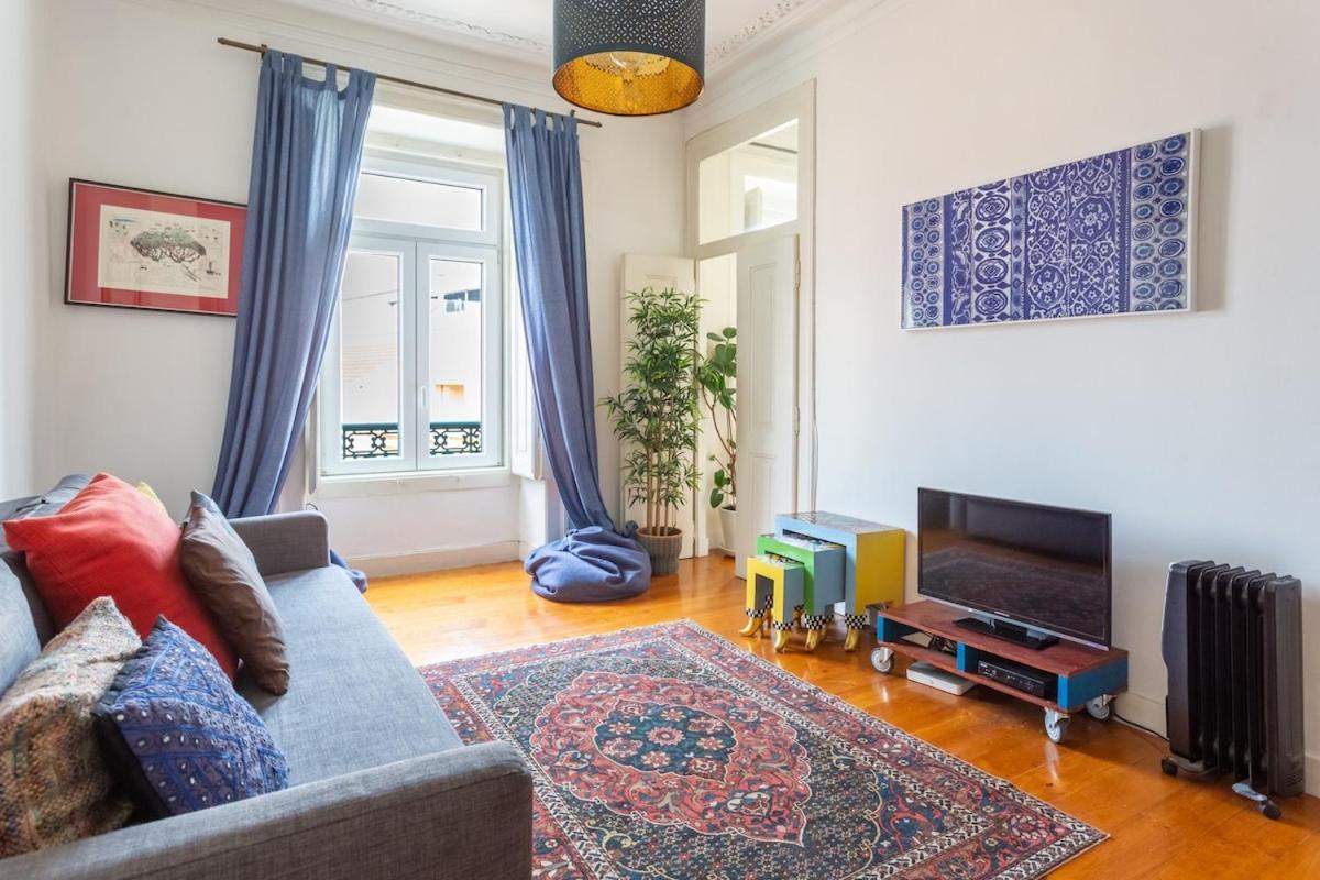 Bright 2 Bedroom Apt 100M From Av. Liberdade Lisboa Dış mekan fotoğraf