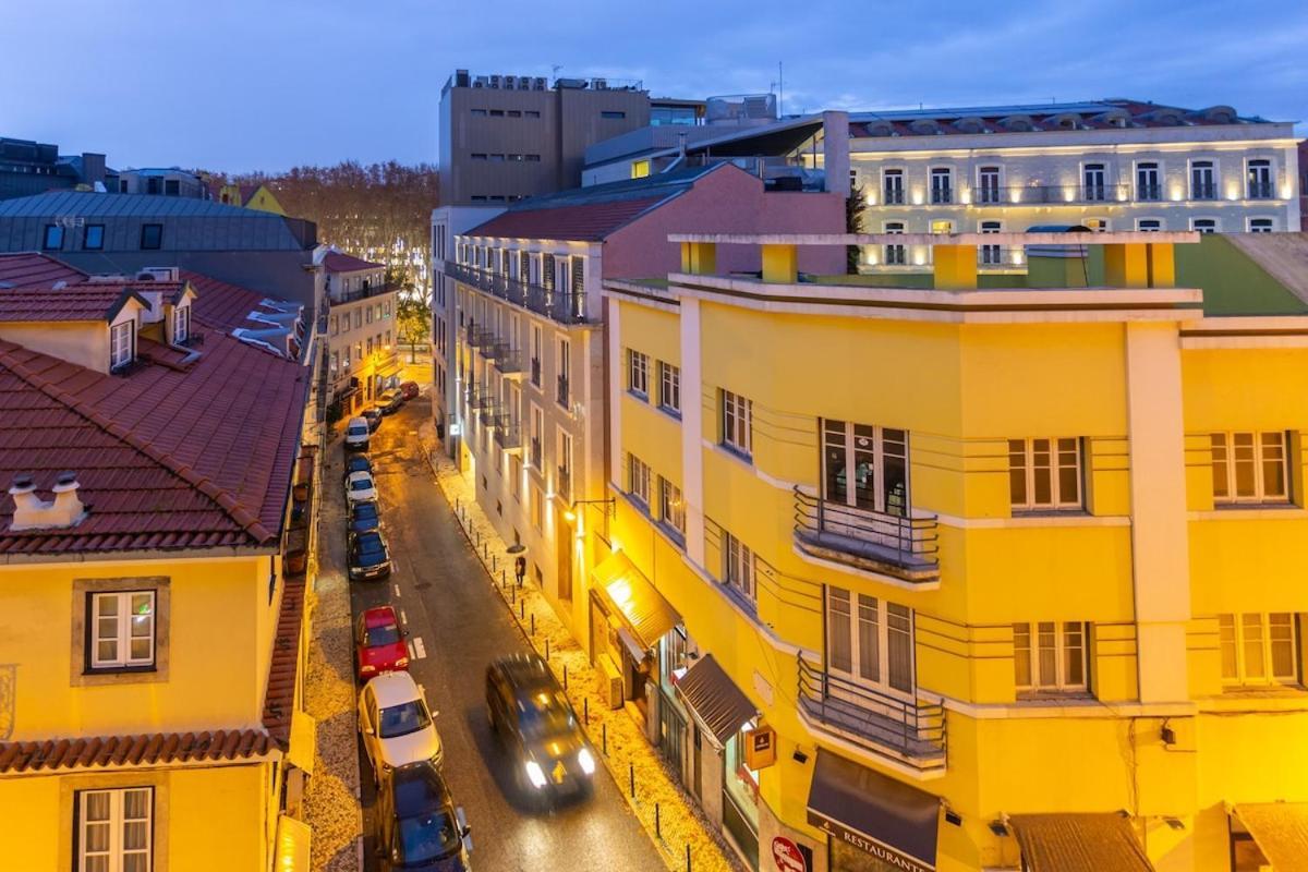 Bright 2 Bedroom Apt 100M From Av. Liberdade Lisboa Dış mekan fotoğraf